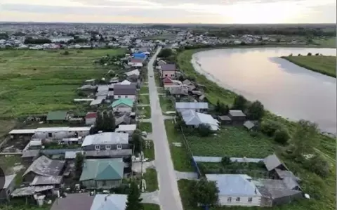 Участок в Тюменская область, Тюменский муниципальный округ, с. Чикча, ...