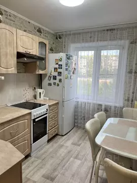 3-к кв. Челябинская область, Челябинск ул. Братьев Кашириных, 116 ...