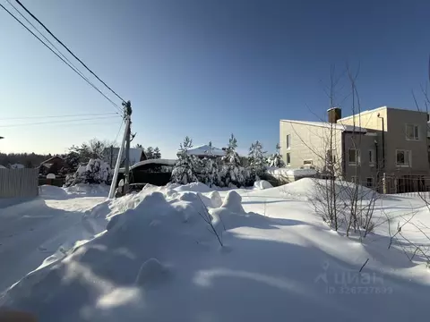Участок в Московская область, Химки городской округ, д. ...
