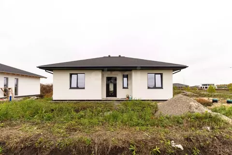 Дом в Тюменская область, Тюменский муниципальный округ, Онегин кп ул. ...