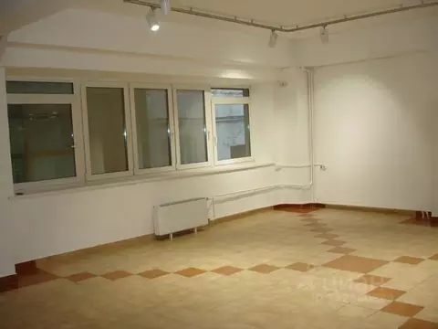 Торговая площадь в Иркутская область, Иркутск ул. Фурье, 8 (54 м)