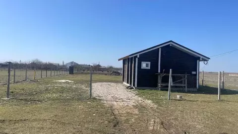 Дом в Крым, Кировский район, с. Владиславовка ул. Полевая, 34 (45 м)