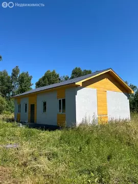 Дом в Свердловская область, Полевской муниципальный округ, деревня ...