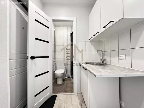 Квартира-студия: Омск, улица Декабристов, 155 (12 м)