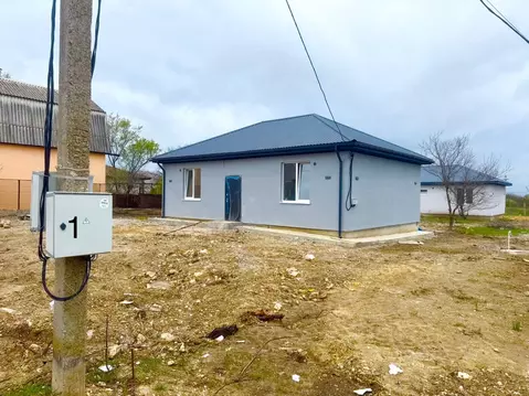 Дом в Крым, Симферопольский район, Урожайновское с/пос, Молочник СТ 4 ...