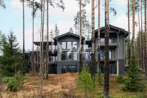 Дом в Ленинское, Сосновый проезд (1130 м)