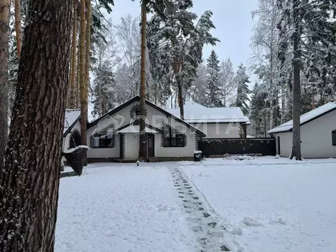 Дом в Тюменская область, Тюменский район, с. Перевалово Заречная ул., ...