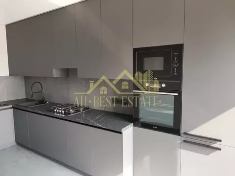 3-к кв. Северная Осетия, Владикавказ ул. Хадарцева, 10А (158.0 м)