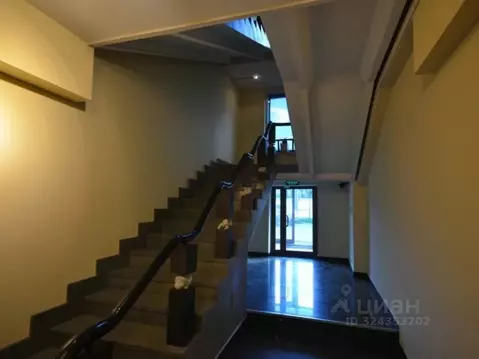 Помещение свободного назначения в Москва Лужнецкая наб., 10Б (869 м)