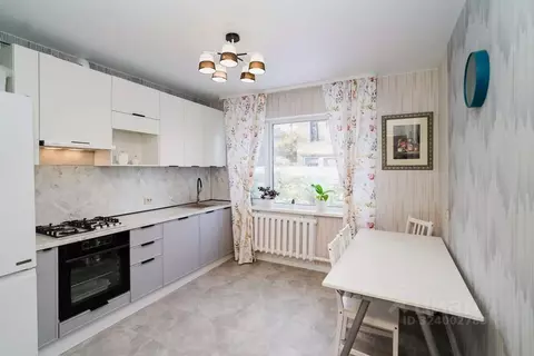 Дом в Омская область, Омский район, Дружинское с/пос, пос. Горячий ...