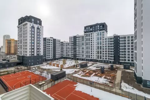 Студия Тюменская область, Тюмень ул. Братьев Бондаревых, 5 (29.5 м)