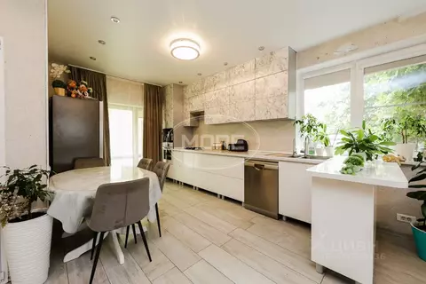 Дом в Калининградская область, Гурьевский муниципальный округ, пос. ...