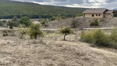 Участок в Крым, Бахчисарайский район, Верхореченское с/пос, с. ...