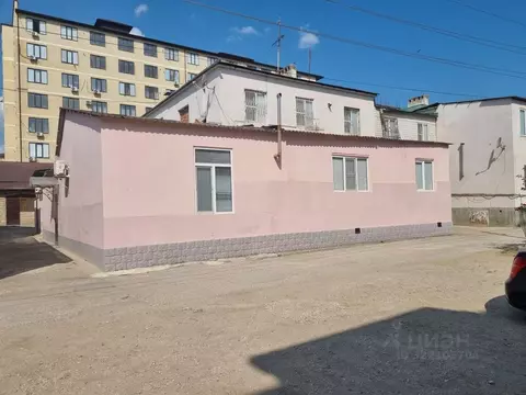 3-к кв. Дагестан, Избербаш Заводская ул., 6А (117.9 м)