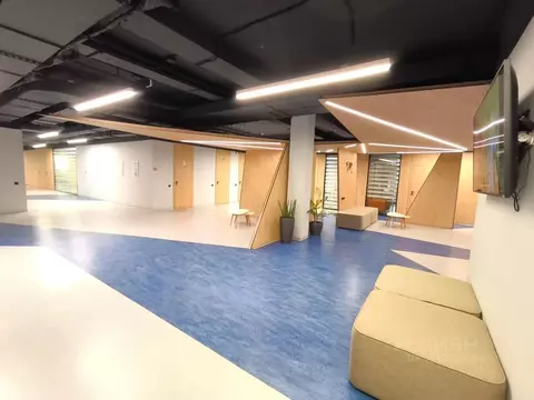 Офис в Санкт-Петербург Киевская ул., 5к3 (945 м)