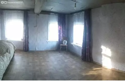 Дом в Мошковский район, рабочий посёлок Станционно-Ояшинский, ...