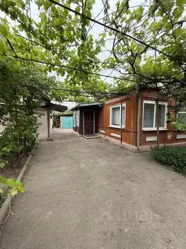 Дом в Ростовская область, Аксай ул. Гагарина (50 м)