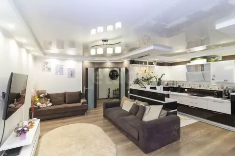 2-к кв. Тюменская область, Тюмень ул. Самарцева, 3 (67.0 м)