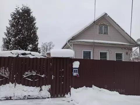 Дом в Ленинградская область, Любань Тосненский район, ул. Некрасова, ...