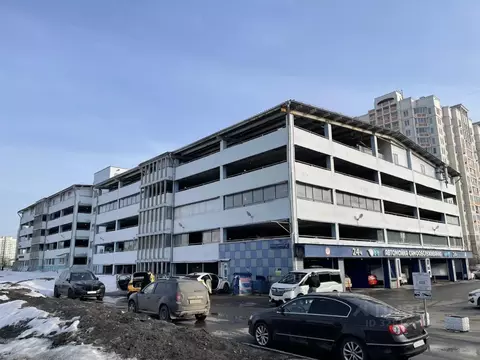 Гараж в Москва ул. Маршала Савицкого, 4 (12 м)