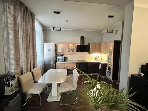 2-к кв. Свердловская область, Екатеринбург ул. Белинского, 180 (83.3 ...