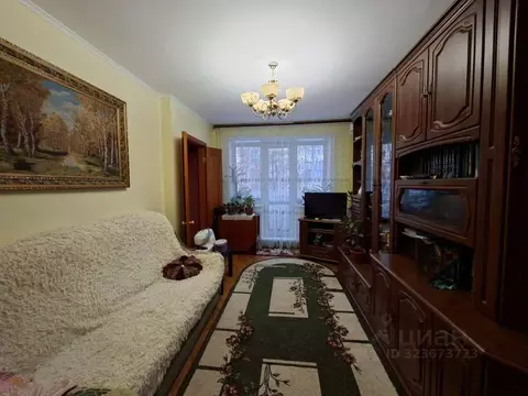 3-к кв. Кемеровская область, Междуреченск просп. 50 лет Комсомола, 4 ...