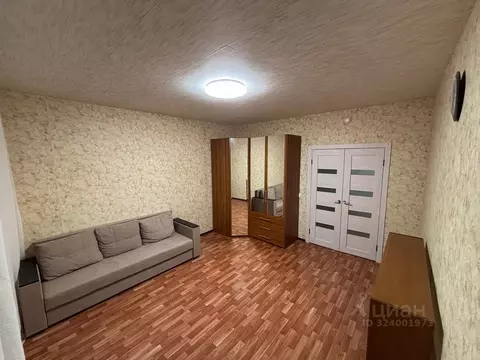 3-к кв. Москва Синявинская ул., 11к2 (75.0 м)