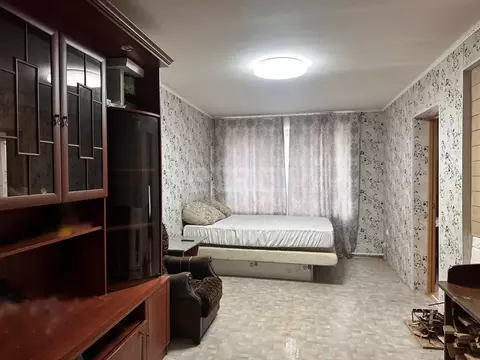 2-к кв. Ленинградская область, Киришский район, Будогощь пгт ул. ...