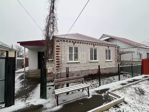 Дом в Ставропольский край, Михайловск Шпаковский район, ул. Апанасенко ...