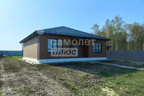 Дом в Марий Эл, Медведевский район, Руэмское с/пос, д. Рябинка ул. ...