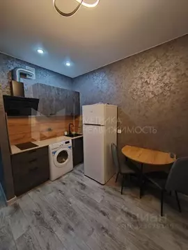 Студия Тюменская область, Тюмень ул. Павла Никольского, 10к1блок1 ...