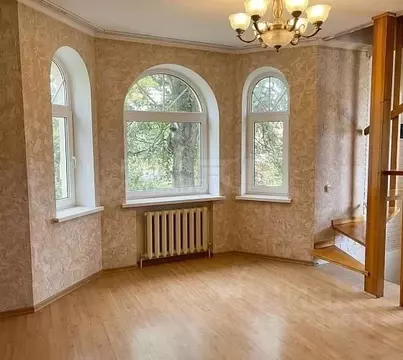 Дом в Калининградская область, Калининград ул. Гоголя, 2 (213 м)