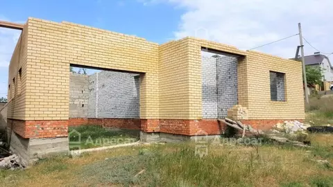 Дом в Волгоградская область, Волгоград Южнобережный пер. (199 м)