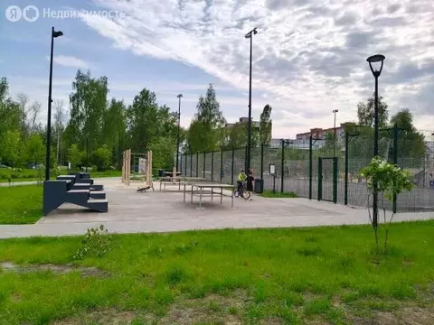 3-комнатная квартира: Нижний Новгород, улица Федосеенко, 100 (61.2 м)