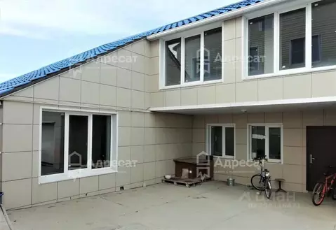 Дом в Волгоградская область, Волгоград бул. Сиреневый (242 м)