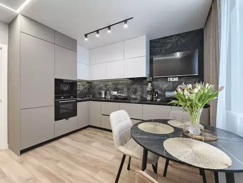 2-к кв. Тюменская область, Тюмень ул. Тальниковая, 9 (50.6 м)