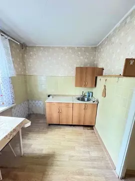 1-к кв. Челябинская область, Челябинск ул. Братьев Кашириных, 105А ...