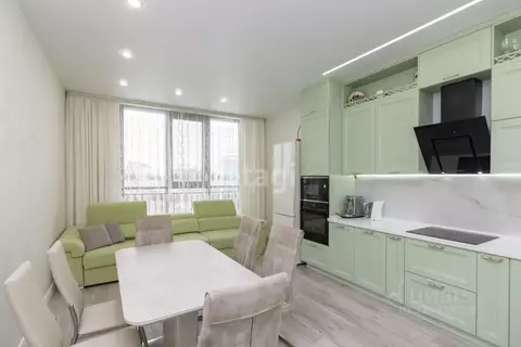 3-к кв. Тюменская область, Тюмень ул. 50 лет Октября, 4 (98.2 м)