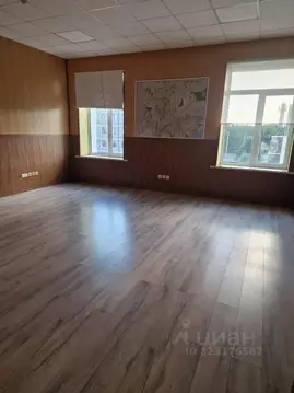 Офис в Краснодарский край, Краснодар ул. Стасова, 182/1 (33 м)