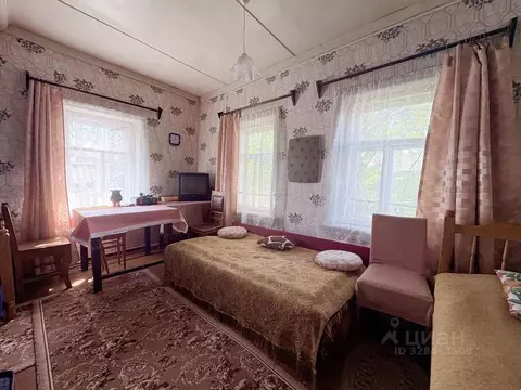 Дом в Марий Эл, Звениговский район, Кокшайское с/пос, с. Кокшайск ул. ...