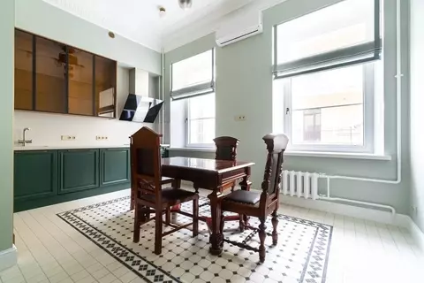 3-к кв. Санкт-Петербург Невский просп., 66 (85.0 м)