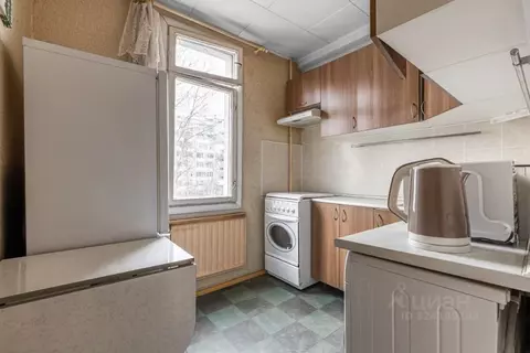 3-к кв. Санкт-Петербург ул. Белы Куна, 26К4 (41.25 м)