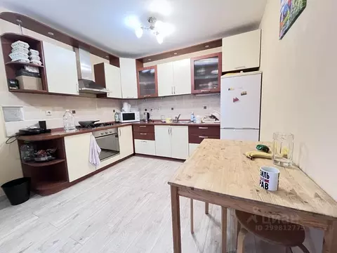 2-к кв. Татарстан, Казань ул. Академика Губкина, 30г (70.0 м)