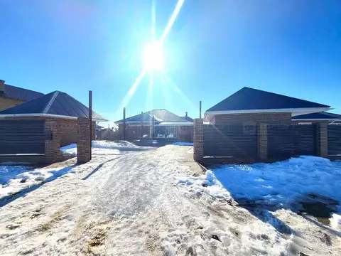 Дом в Татарстан, Зеленодольский район, Большекургузинское с/пос, с. ...