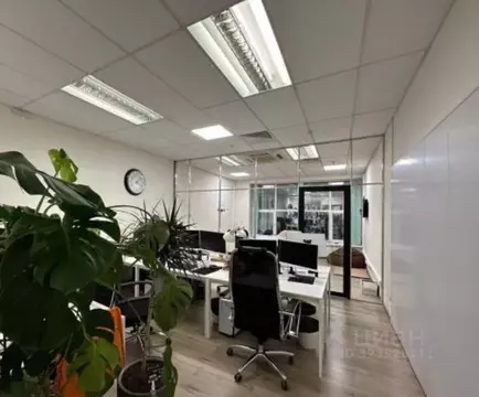 Офис в Москва ул. Бутырский Вал, 68/70С1 (220 м)