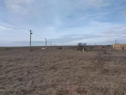 Участок в Крым, Симферопольский район, Перовское с/пос, с. Ключи ул. ...