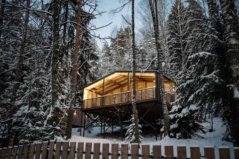 Дом в Ленинградская область, Выборгский район, Первомайское с/пос, ...