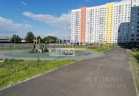 2-к кв. Тюменская область, Тюмень ул. Ветеранов Труда, 9А (63.0 м)