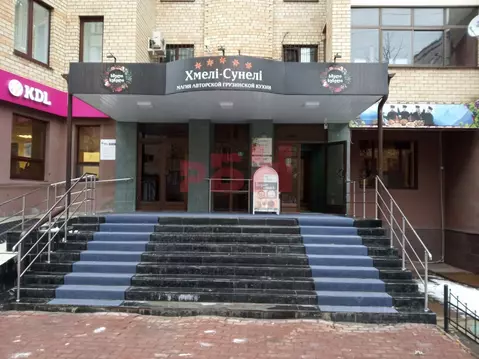 Помещение свободного назначения в Тюменская область, Тюмень ул. ...