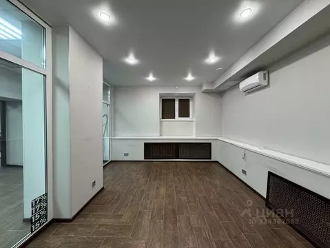 Помещение свободного назначения в Кировская область, Киров ул. ...